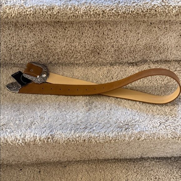 SHEIN Brown Western Belt with Silver Buckle - Picture 2 of 3